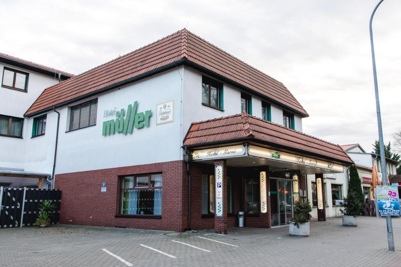 Hotel Mueller Genthin Exterior photo